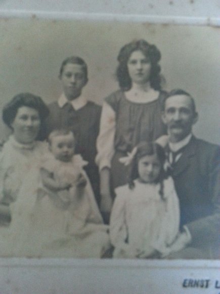 Unknown Clarkes 36