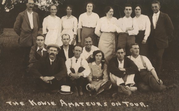 Amateur theatre group 