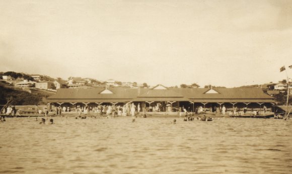 Lagoon bathing pavilion _second_