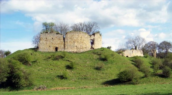 Mitford_Castle_Ruins